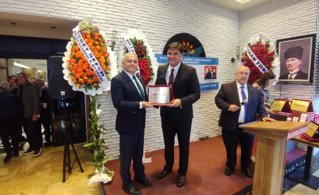 Yılın Milletvekili Ödülü CHP Ankara Milletvekili Dr. Servet Ünsal’a Gitti