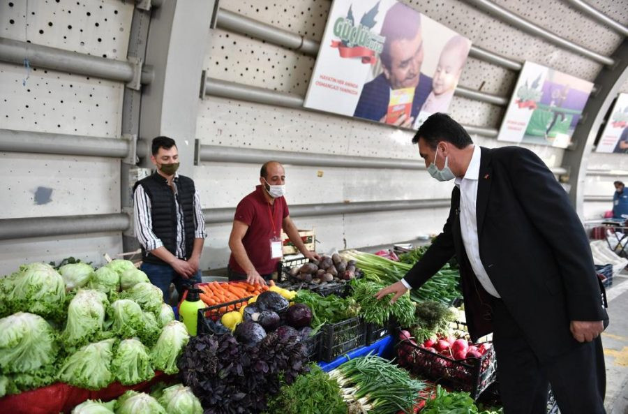 Bursa'lı Vatandaşlardan Çiftçi Pazarına Büyük İlgi